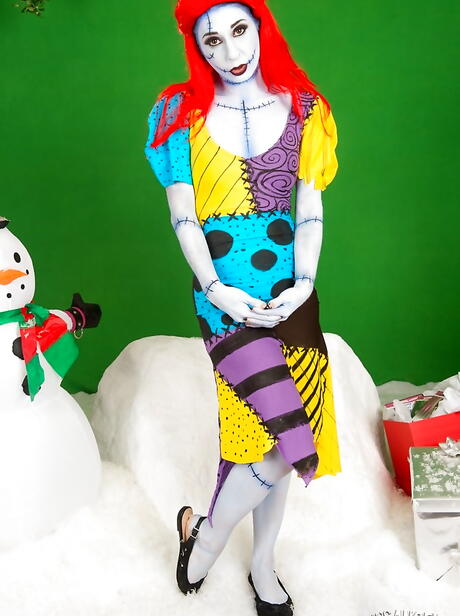 Sexy american redheaded milf Joanna Angel in hot fetish gallery 